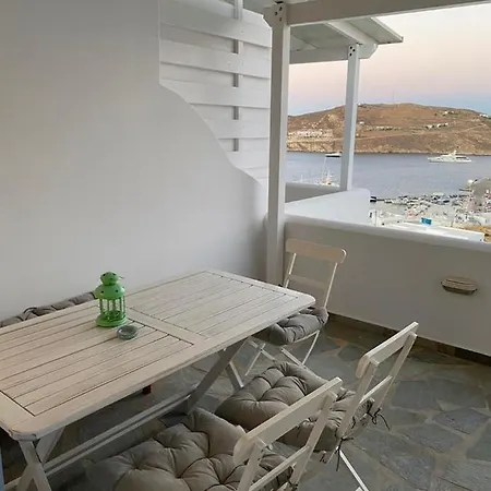 בית נופש Villa Thea Livadi (Serifos)